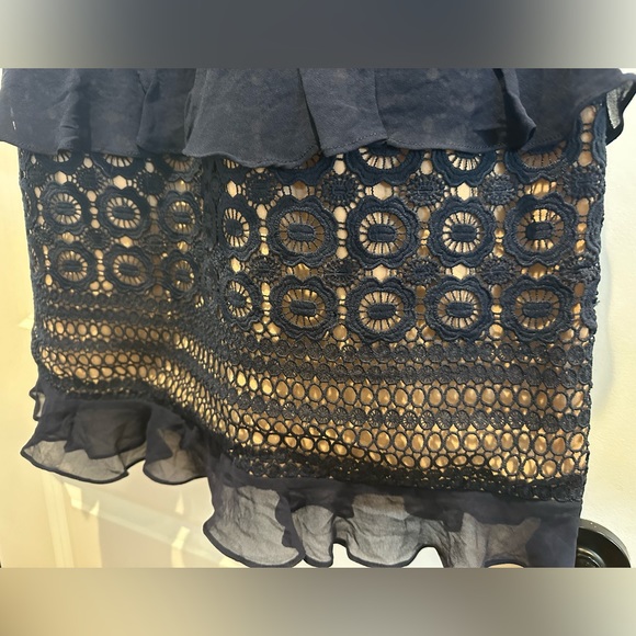 Intricate Lacey navy dress - Picture 3 of 7